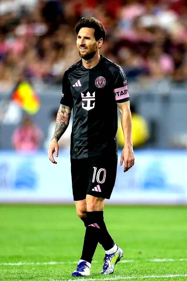 梅西在切尔西比赛中出色发挥，爆冷引发热议！-jiuyou游戏,九游